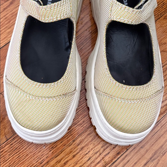 Nicole Saldana Nadia Mary Janes 38 - Picture 8 of 14